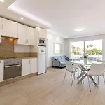 Sun View - Island Village Heights *