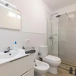 Sun View - Island Village Heights Apartman *