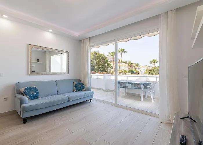 公寓 Sun View - Island Village Heights 阿德耶